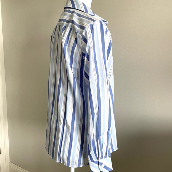 FOXCROFT Blue & White Striped Shirt, Button Down Top, Wrinkle Free, 8 Petite - Picture 2 of 15